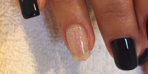 Histoire d'Ongles La rochelle - Prothésite ongulaire - Vernis Semi-permanent - Pose d'ongles en gel - Pose de faux ongles